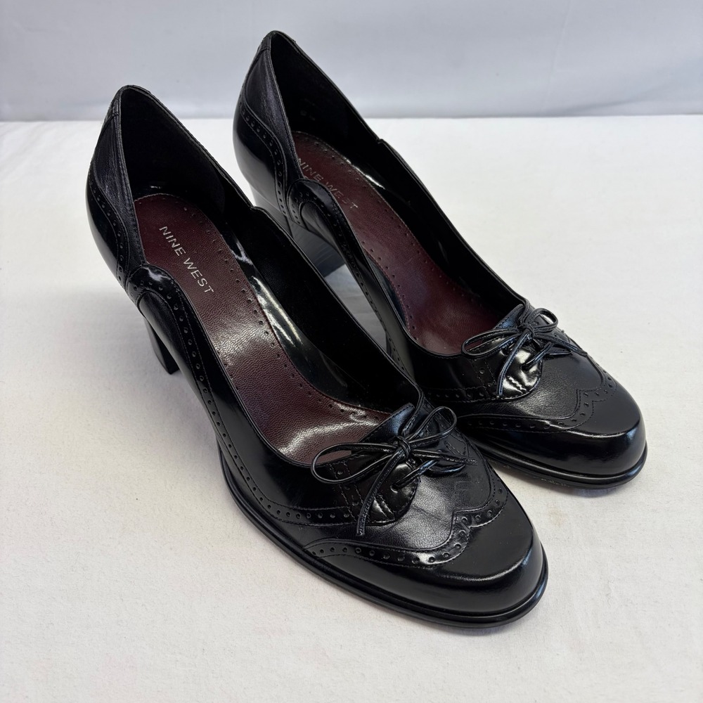 Nine West Heeled Loafer Pumps Women 10M Black Brogue Wingtip Bow Dark Academia